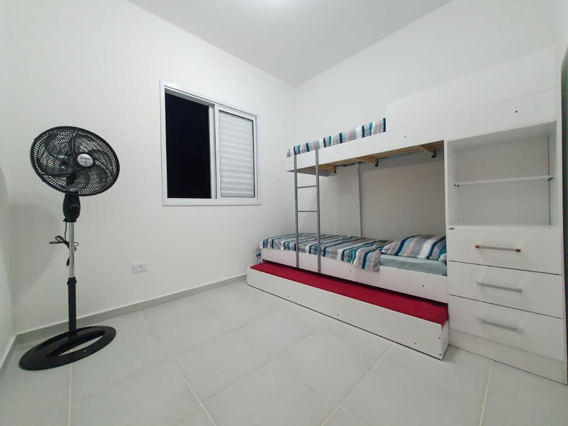 Apartamento Novo , Poucos Metros Da Praia Com Wi Fi Ubatuba Εξωτερικό φωτογραφία