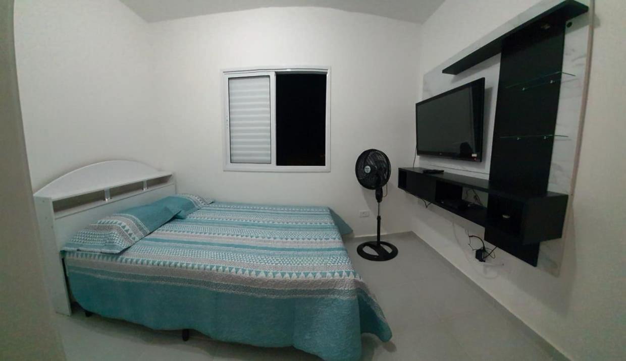 Apartamento Novo , Poucos Metros Da Praia Com Wi Fi Ubatuba Εξωτερικό φωτογραφία